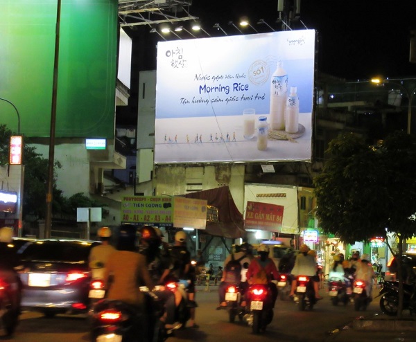 pano billboard quảng cáo