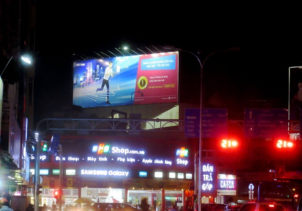 pano billboard quảng cáo