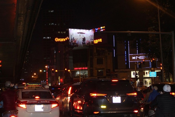 pano billboard quảng cáo