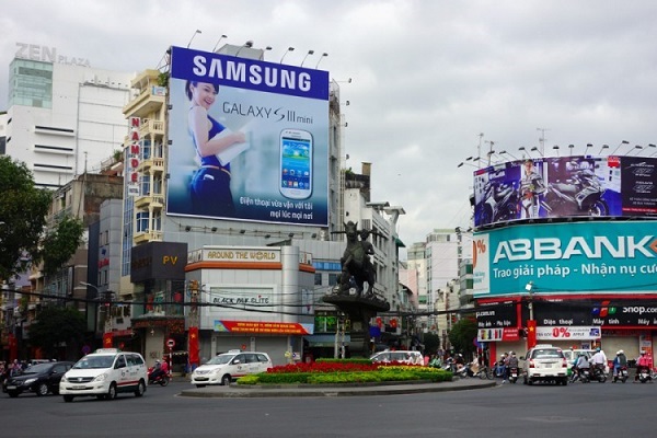 pano billboard quảng cáo