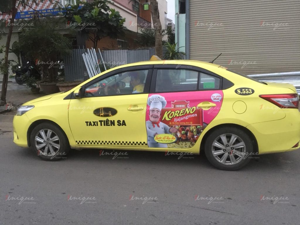 quảng cáo trên taxi