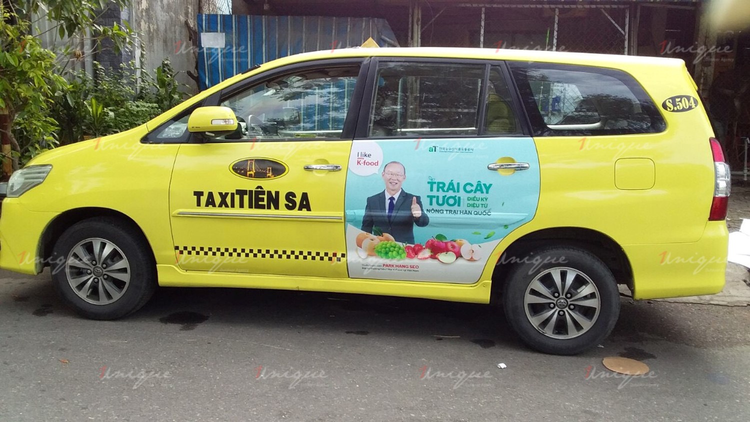 quảng cáo trên taxi tiên sa