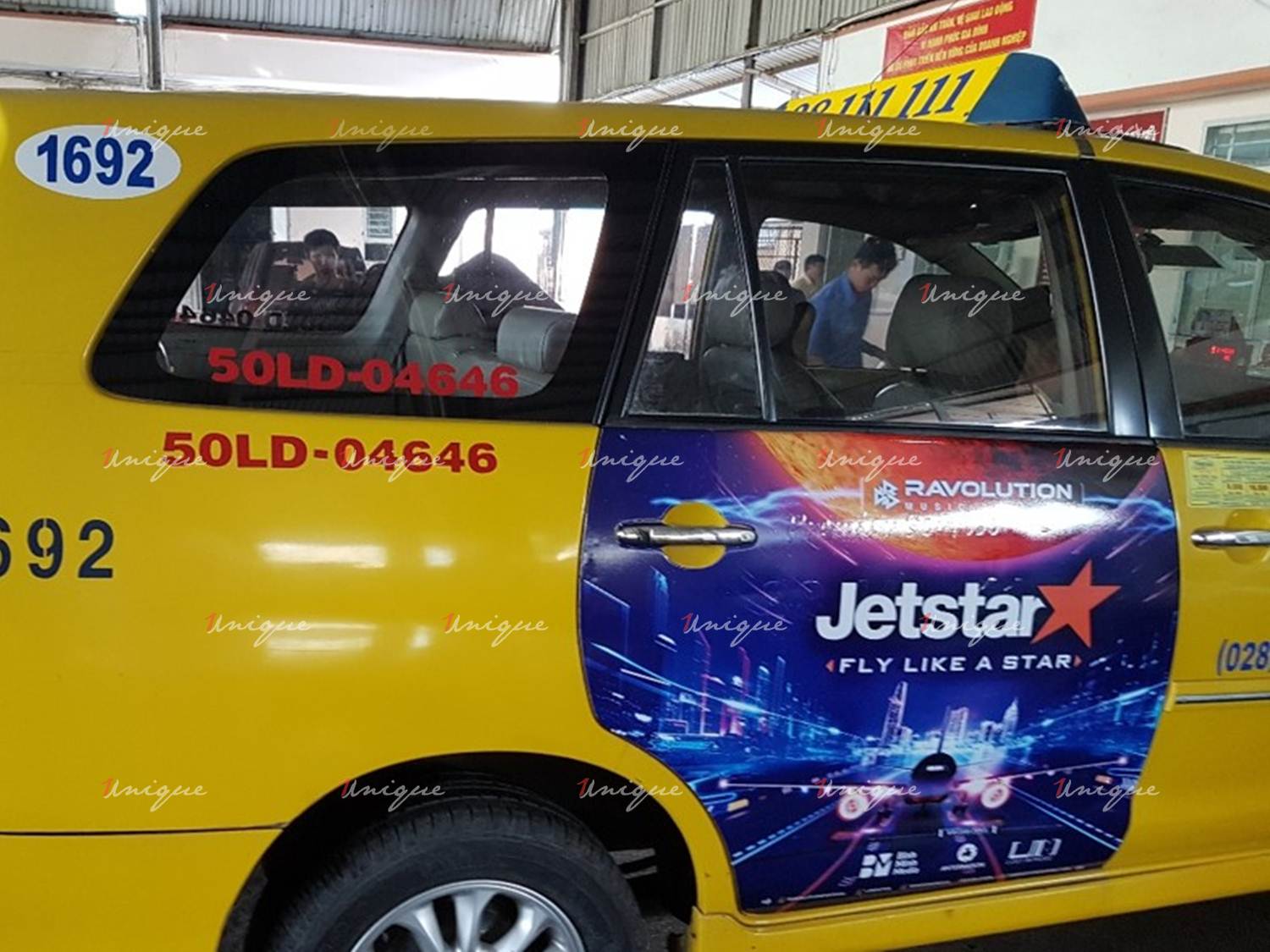 Jetstar phủ sóng thương hiệu mạnh mẽ với chiến dịch quảng cáo taxi